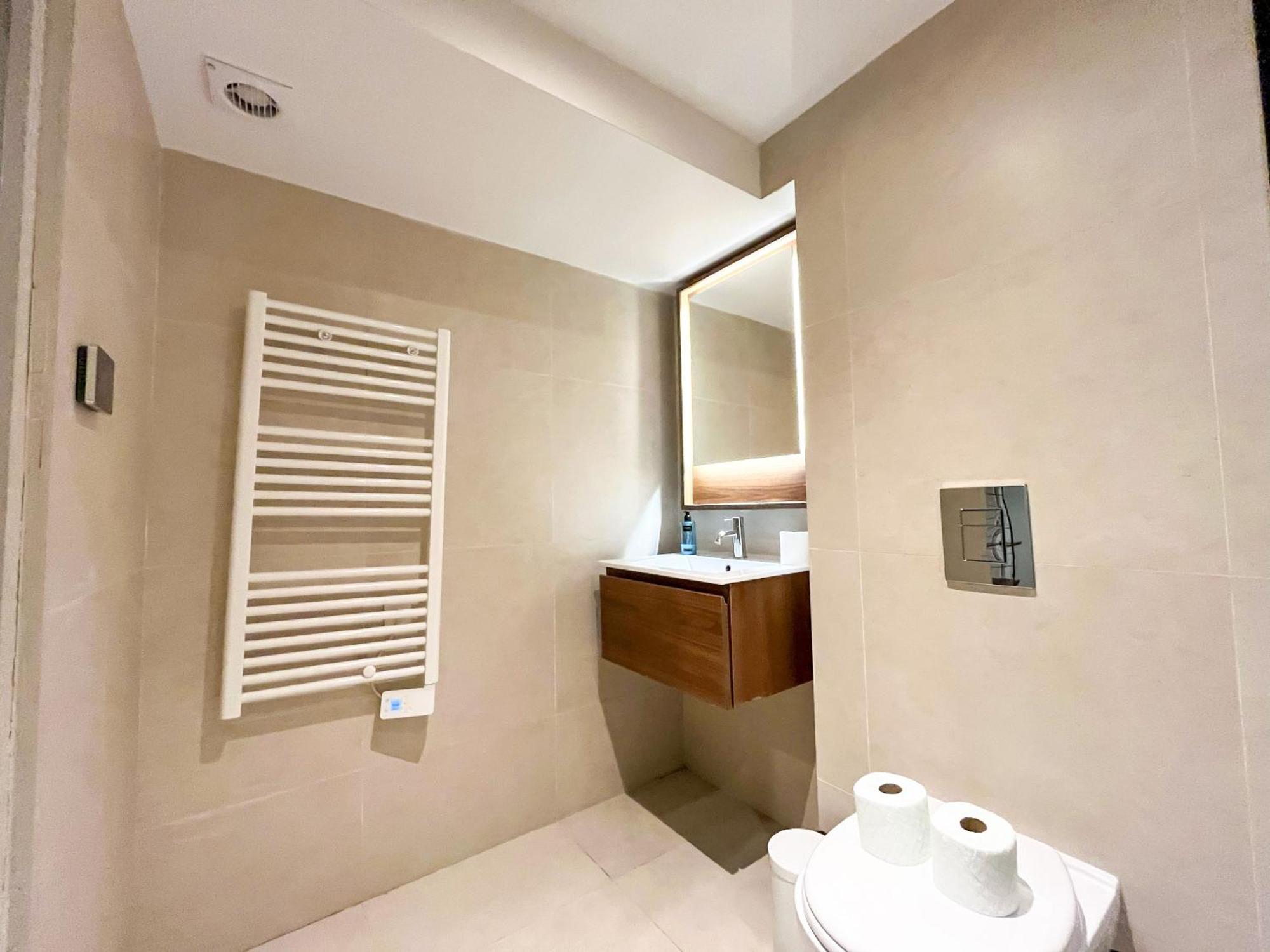Urban Flat 138 - Beautiful Duplex In Saint Germain